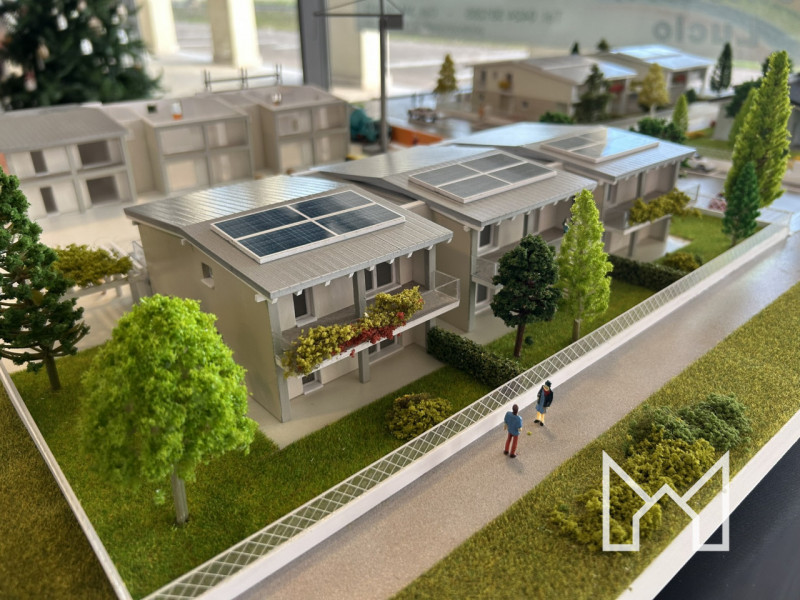 TRAVETTORE- Inserito in un quartiere chiuso e di recente costruzione, proponiamo appartamento tri...