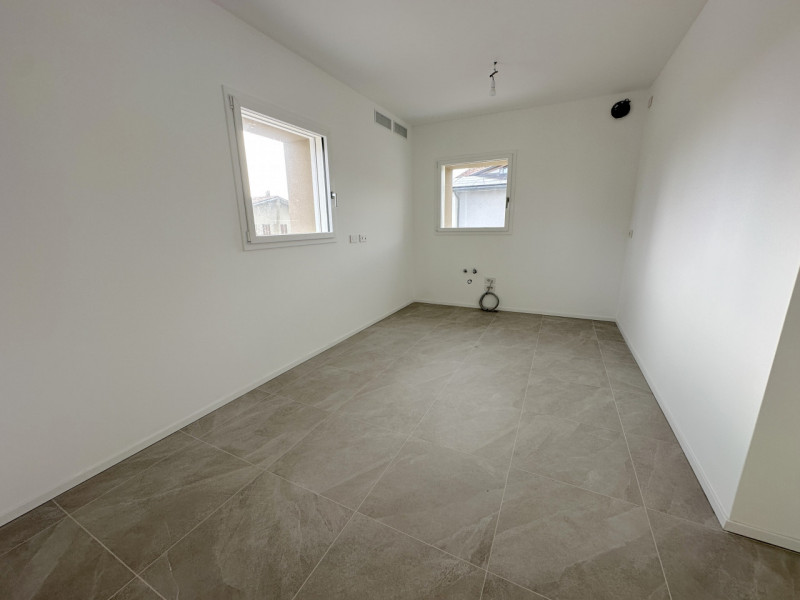 (Per INFO Roberto 3453195338) NOSTRA ESCLUSIVA - Montebelluna, in una delle più rinomate zone del...