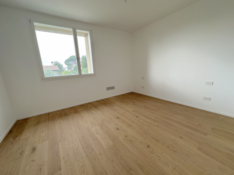 (Per INFO Roberto 3453195338) NOSTRA ESCLUSIVA - Montebelluna, in una delle più rinomate zone del...