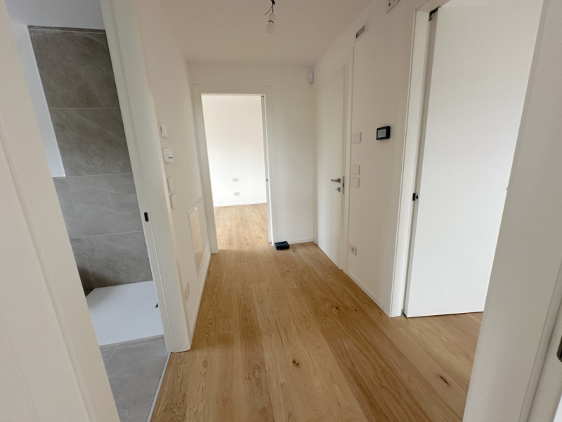 (Per INFO Roberto 3453195338) NOSTRA ESCLUSIVA - Montebelluna, in una delle più rinomate zone del...