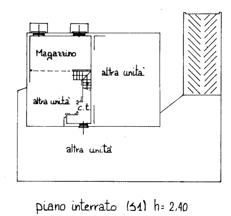 Rif. A.A.371-24

Vendita all'asta - bifamiliare su tre livelli in data 24 febbraio 2026

Descrizi...