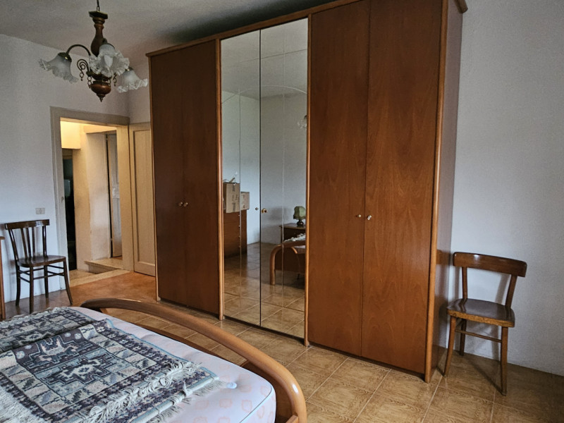 Scoprite questa affascinante porzione di casa a schiera, situata nel tranquillo comune di Santa C...