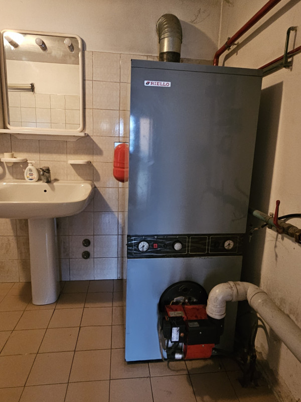 Scoprite questa affascinante porzione di casa a schiera, situata nel tranquillo comune di Santa C...