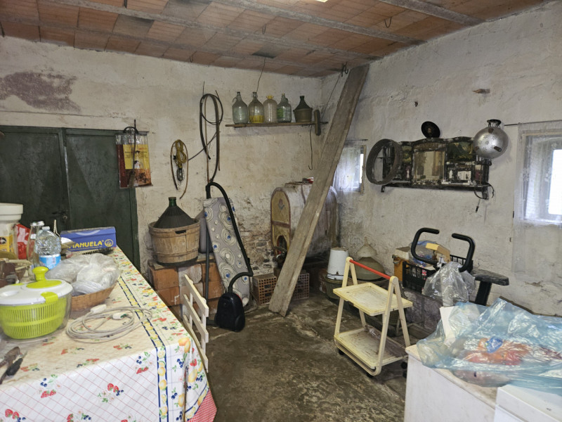 Scoprite questa affascinante porzione di casa a schiera, situata nel tranquillo comune di Santa C...