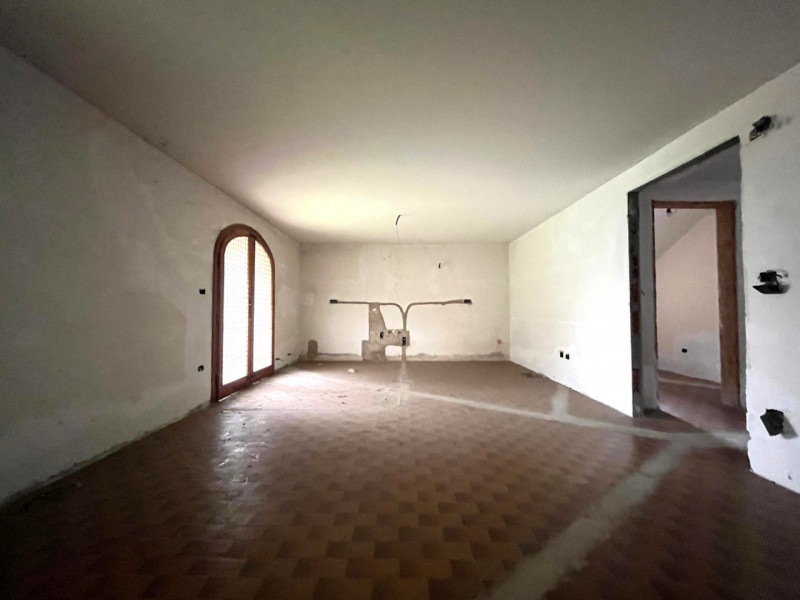 Nel cuore di Mestrino, proponiamo in vendita una spaziosa villa singola terratetto di circa 210 m...