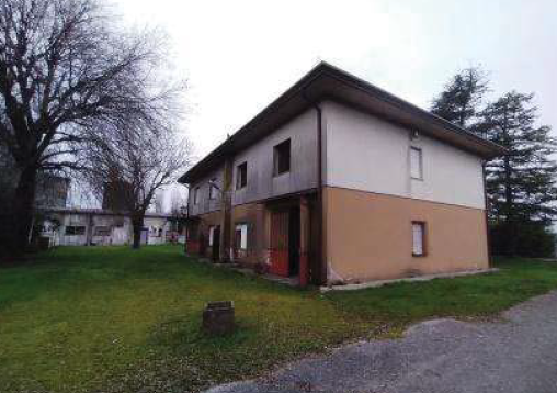 RIF. A.A.346-221
                                                              
Vendita all'asta ...