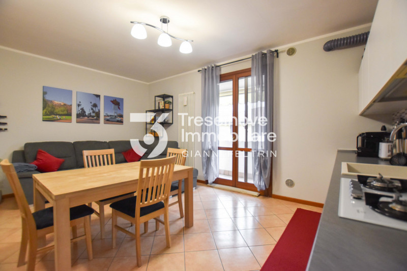 (Per INFO Feltrin Simone 3427586513) Proponiamo in vendita trilocale al primo piano a Vedelago, s...