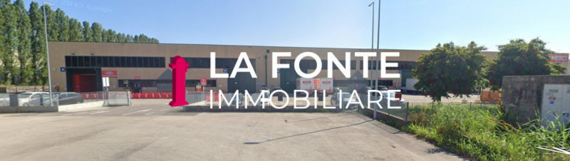 Cazzago di Pianiga, Ballò di Mirano, Dolo, Magazzino Mq. 10.700 alto mt 8.00Libero Feb. 2026 in L...