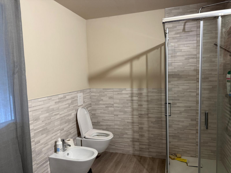 Piovene Rocchette
Proponiamo in affitto casa completamente arredata, pronta da abitare.
L'immobil...