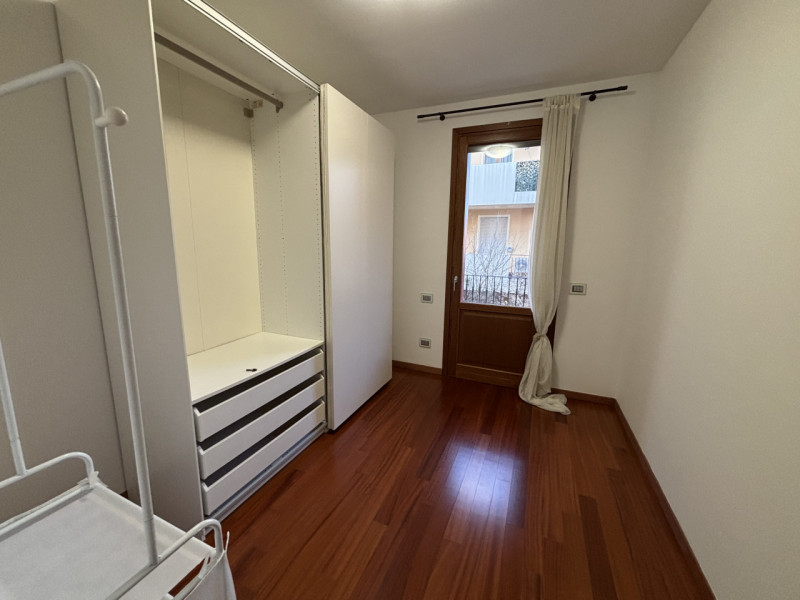 Nel cuore di Mestrino, in un elegante quartiere residenziale comodo a tutti i servizi, proponiamo...