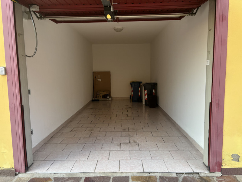 Nel cuore di Mestrino, in un elegante quartiere residenziale comodo a tutti i servizi, proponiamo...