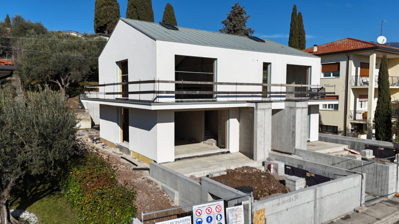 Rif. BB121s (per info 393 9878704 Daniel)

In Via Colbacchini 12, Bassano del Grappa, proponiamo ...