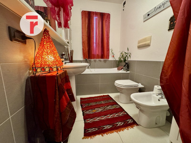 VIGONZA - loc.Peraga. Comodo a servizi e tangenziali, limitrofo a Busa, Ponte di Brenta, Cadonegh...