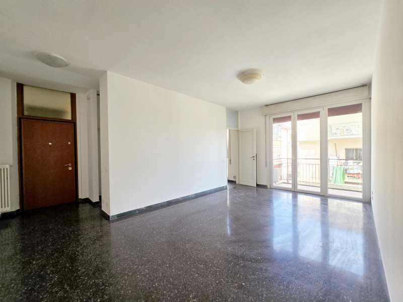 TREVISO S.M.Rovere a 1600 metri dalle mura e a 300 dall'ingresso del parco di Villa Manfrin vende...