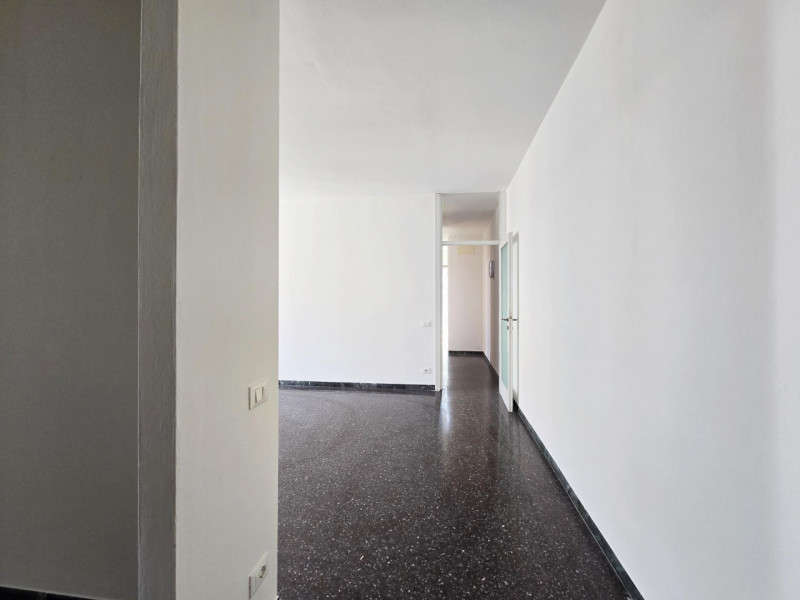 TREVISO S.M.Rovere a 1600 metri dalle mura e a 300 dall'ingresso del parco di Villa Manfrin vende...