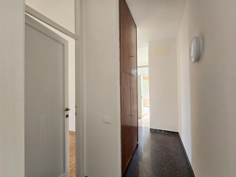 TREVISO S.M.Rovere a 1600 metri dalle mura e a 300 dall'ingresso del parco di Villa Manfrin vende...