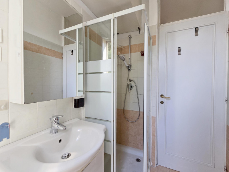 TREVISO S.M.Rovere a 1600 metri dalle mura e a 300 dall'ingresso del parco di Villa Manfrin vende...