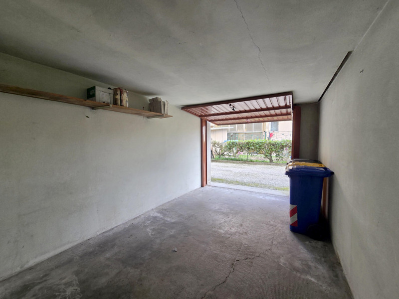 TREVISO S.M.Rovere a 1600 metri dalle mura e a 300 dall'ingresso del parco di Villa Manfrin vende...