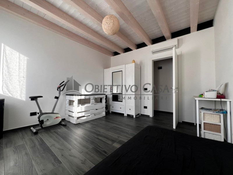 Riferimento: F700 - A pochi passi dai principali servizi di Albignasego, proponiamo in vendita un...