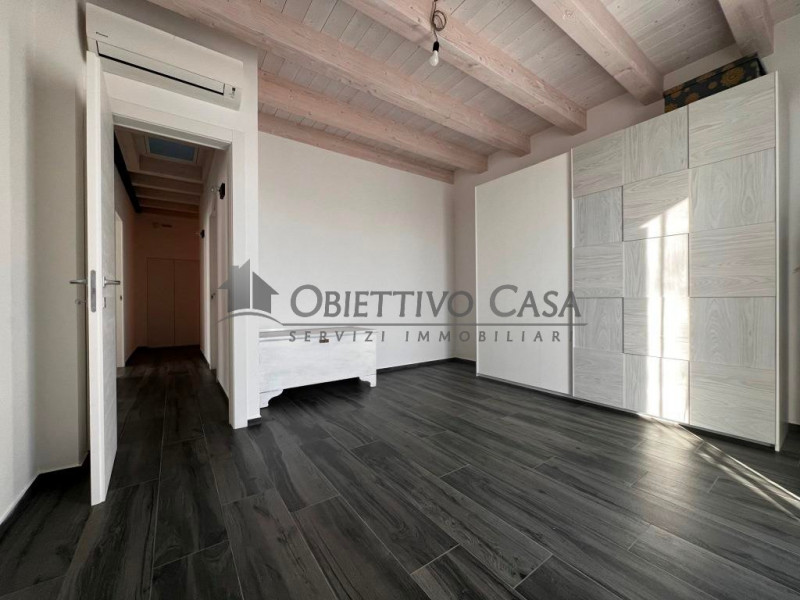 Riferimento: F700 - A pochi passi dai principali servizi di Albignasego, proponiamo in vendita un...