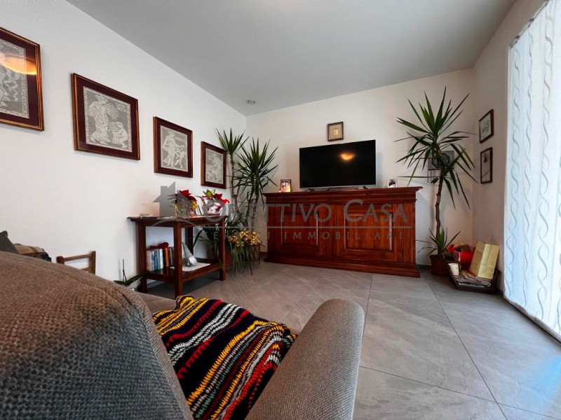 Riferimento: F700 - A pochi passi dai principali servizi di Albignasego, proponiamo in vendita un...