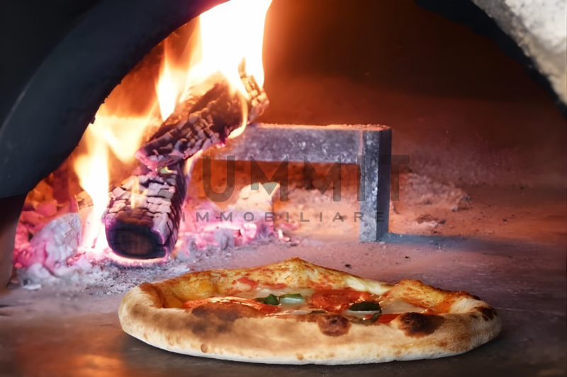 THIENE NORD: Ampio LOCALE ristorante/pizzeria di 450 mq con parcheggio. Un’opportunità unica per ...