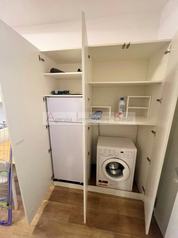 ZONA RIVIERE. INTROVABILE BILOCALE CON TERMO AUTUONOMO. RISTRUTTURATO A NUOVO GRAZIOSISSIMO MINI ...