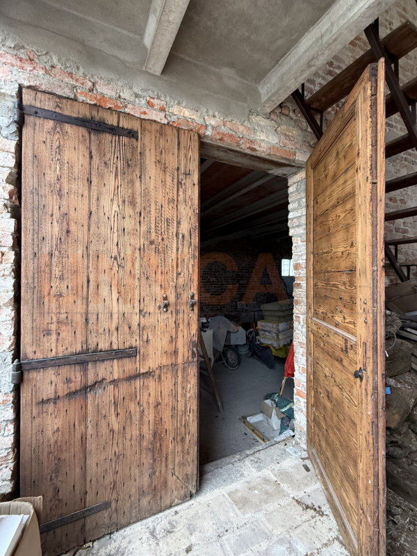 PIAZZOLA SUL BRENTA – fraz. Vaccarino
Non un semplice rustico, ma un progetto con più anime, dove...