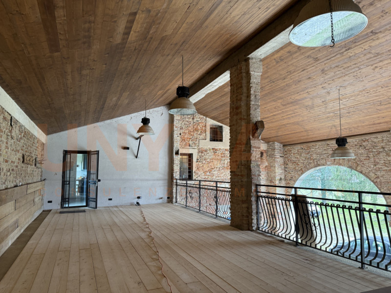 PIAZZOLA SUL BRENTA – fraz. Vaccarino
Non un semplice rustico, ma un progetto con più anime, dove...