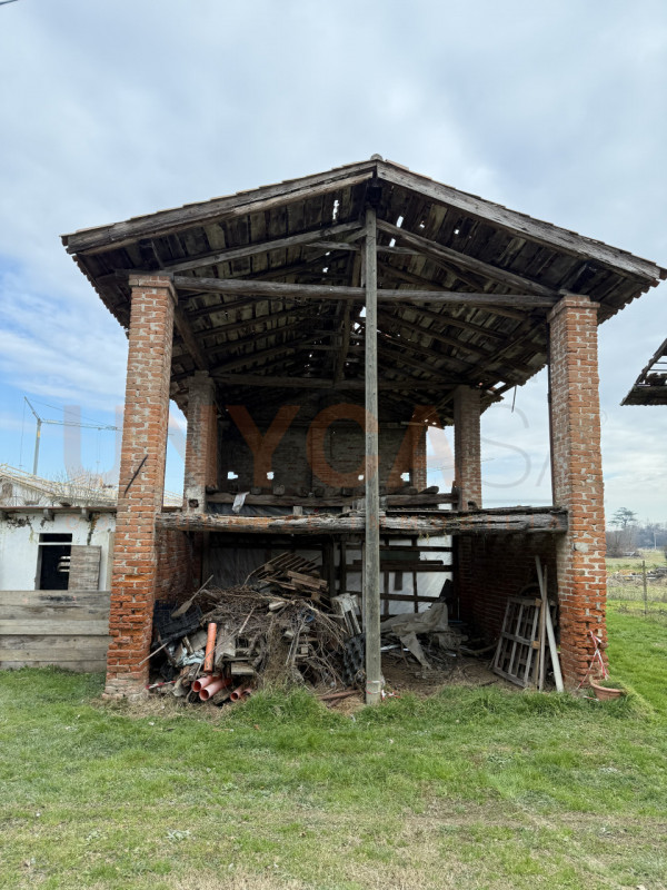 PIAZZOLA SUL BRENTA – fraz. Vaccarino
Non un semplice rustico, ma un progetto con più anime, dove...