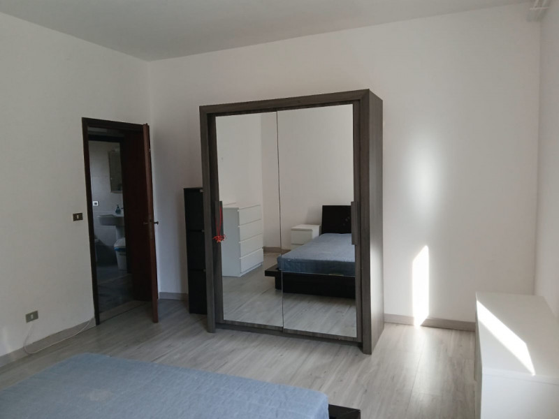 Zona Legnaro (PD) centro,  si affitta stanza matrimoniale ad uso singolo, a soli ragazzi, student...