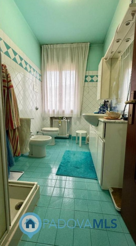 Immobile in esclusiva al Gruppo Padova MLS
ARCELLA SAN CARLO 
APPARTAMENTO CHE PUO' ESSERE ABITAT...