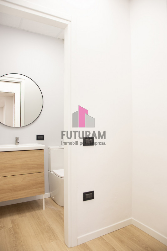 Creazzo - Rif. MAT429 - PER INFO 0444/310220 - 3403358378
AFFITTASI
QUESTO MODERNO UFFICIO APPENA...