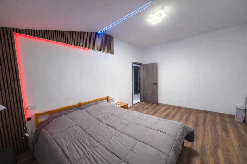 In porzione di casa colonica vendiamo tre appartamenti totalmente ristrutturati

Dall'ingresso co...