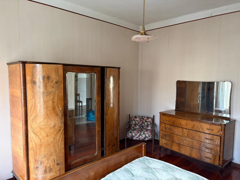 UBICAZIONE E CONTESTO

L'immobile è situato in una zona tranquilla di Vicenza, inserito in un con...