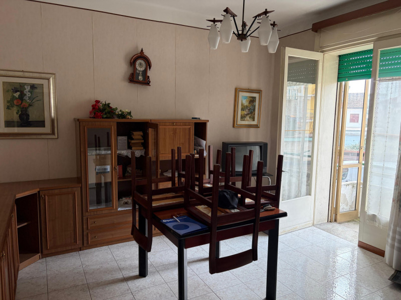 UBICAZIONE E CONTESTO

L'immobile è situato in una zona tranquilla di Vicenza, inserito in un con...