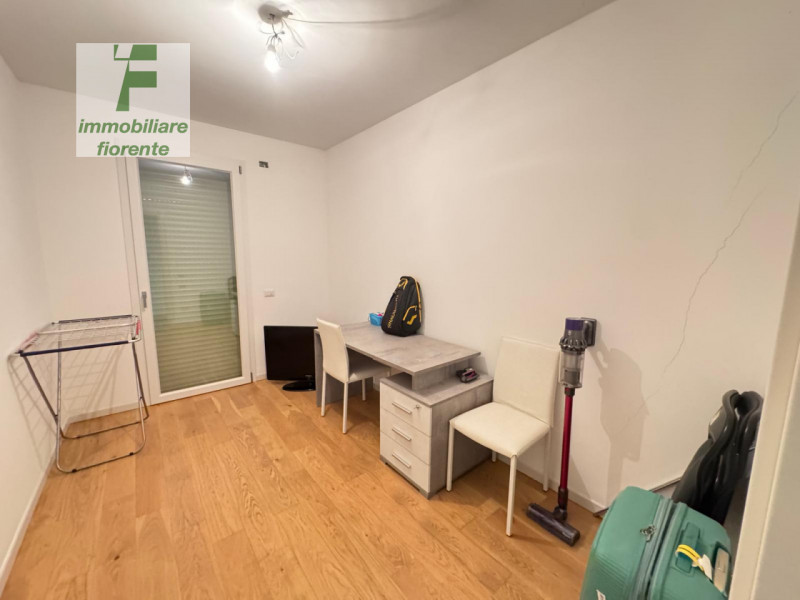 AFFITTASI...OTTIMO APPARTAMENTO DI RECENTE COSTRUZIONE...AL PIANO TERRA DI MQ 114 CON RISCALDAMEN...