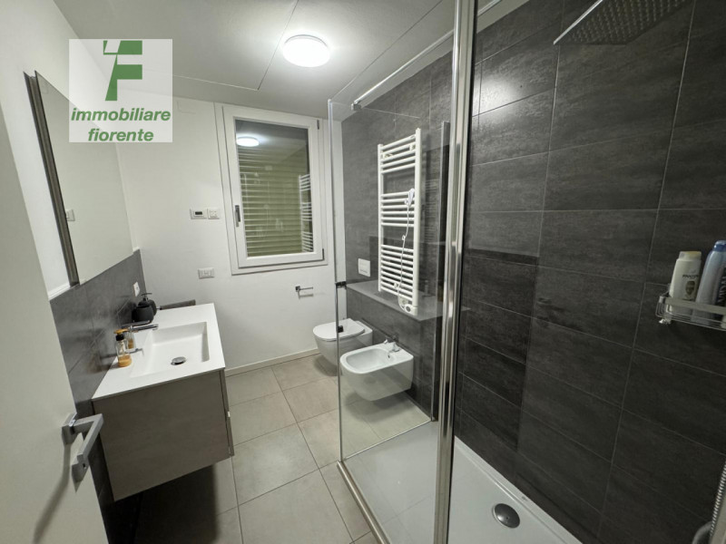 AFFITTASI...OTTIMO APPARTAMENTO DI RECENTE COSTRUZIONE...AL PIANO TERRA DI MQ 114 CON RISCALDAMEN...