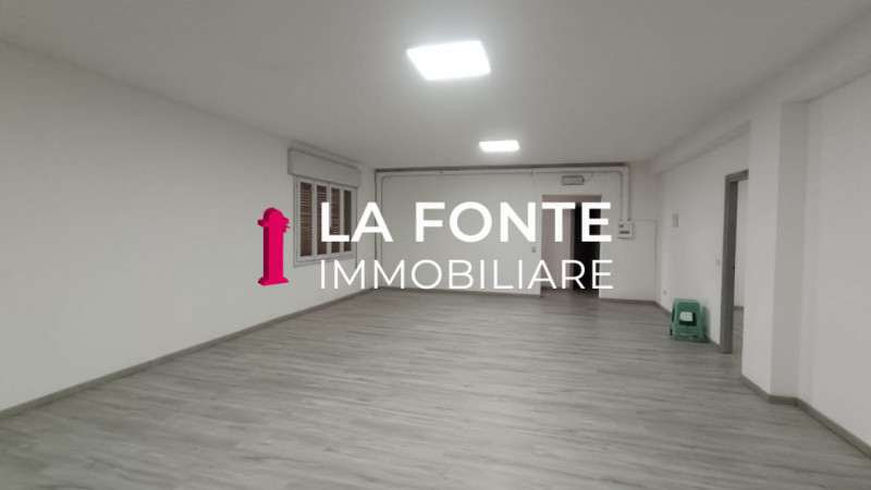 Pionca, Vigonza Laboratorio Indipendente Mq 500 su 2 Livelli, piano terra altezza 3.20 con prese ...