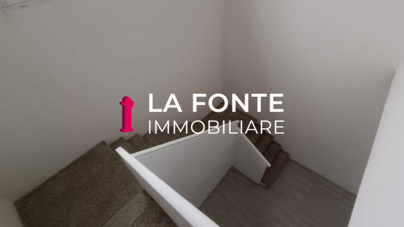 Pionca, Vigonza Laboratorio Indipendente Mq 500 su 2 Livelli, piano terra altezza 3.20 con prese ...