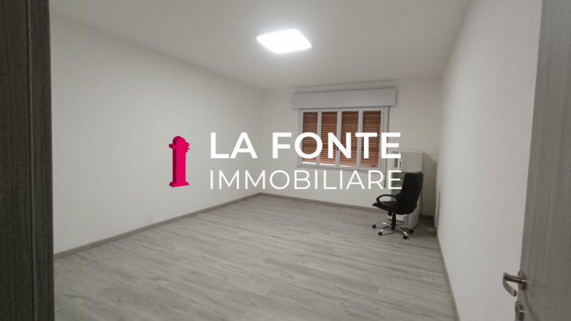 Pionca, Vigonza Laboratorio Indipendente Mq 500 su 2 Livelli, piano terra altezza 3.20 con prese ...