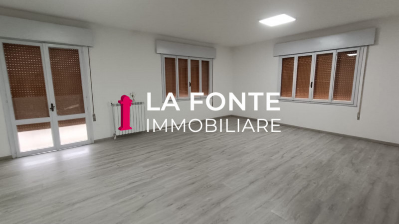 Pionca, Vigonza Laboratorio Indipendente Mq 500 su 2 Livelli, piano terra altezza 3.20 con prese ...