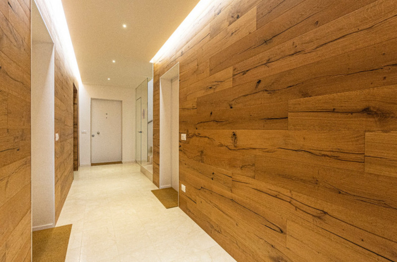 In via Pinton, proponiamo appartamento di recentissima costruzione inserito in contesto verdeggia...