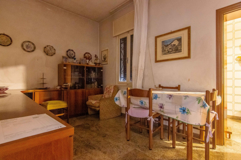 Proponiamo in vendita una splendida villa singola terratetto di circa 200 mq calpestabili nel cuo...