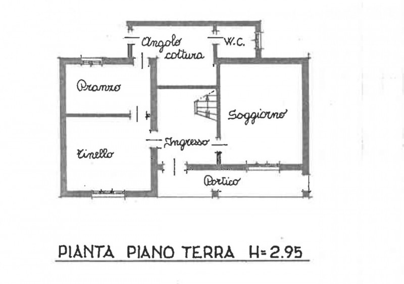 Proponiamo in vendita una splendida villa singola terratetto di circa 200 mq calpestabili nel cuo...