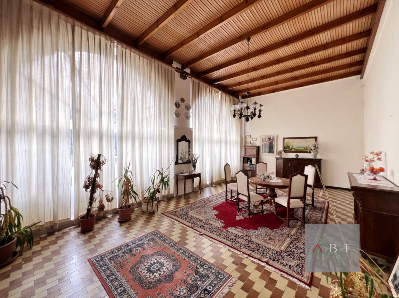 Situata nella frazione di Campagnalta, porzione di bifamiliare e composta di: ingresso, cucina, s...