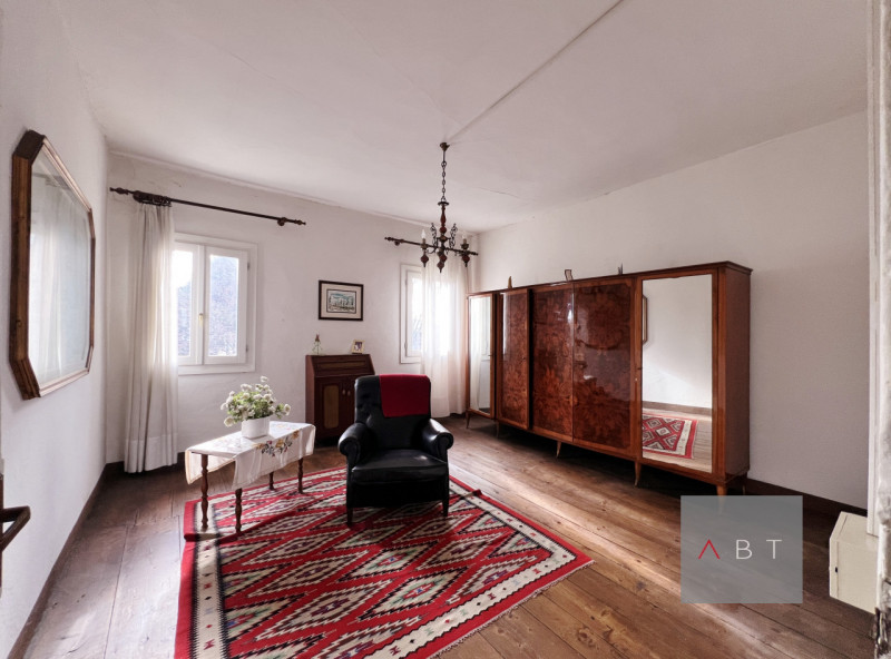 Situata nella frazione di Campagnalta, porzione di bifamiliare e composta di: ingresso, cucina, s...