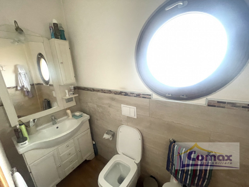 RIFERIMENTO I 1213

Saccolongo, bifamiliare recente costruzione, disposta su 3 livelli, ottime fi...