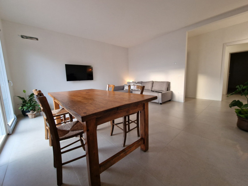 UBICAZIONE E CONTESTO

Nel comune di Grisignano di Zocco, in provincia di Vicenza, proponiamo in ...