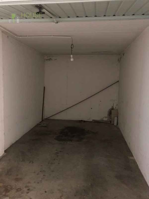 VILLAVERLA CENTRO: APPARTAMENTO BILOCALE A REDDITO situato al terzo piano con ascensore, terrazzo...